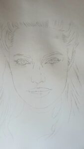 Depois em posse do desenho base preparado por si, vamos começar a aplicação das sombras como podem ver na foto a baixo.